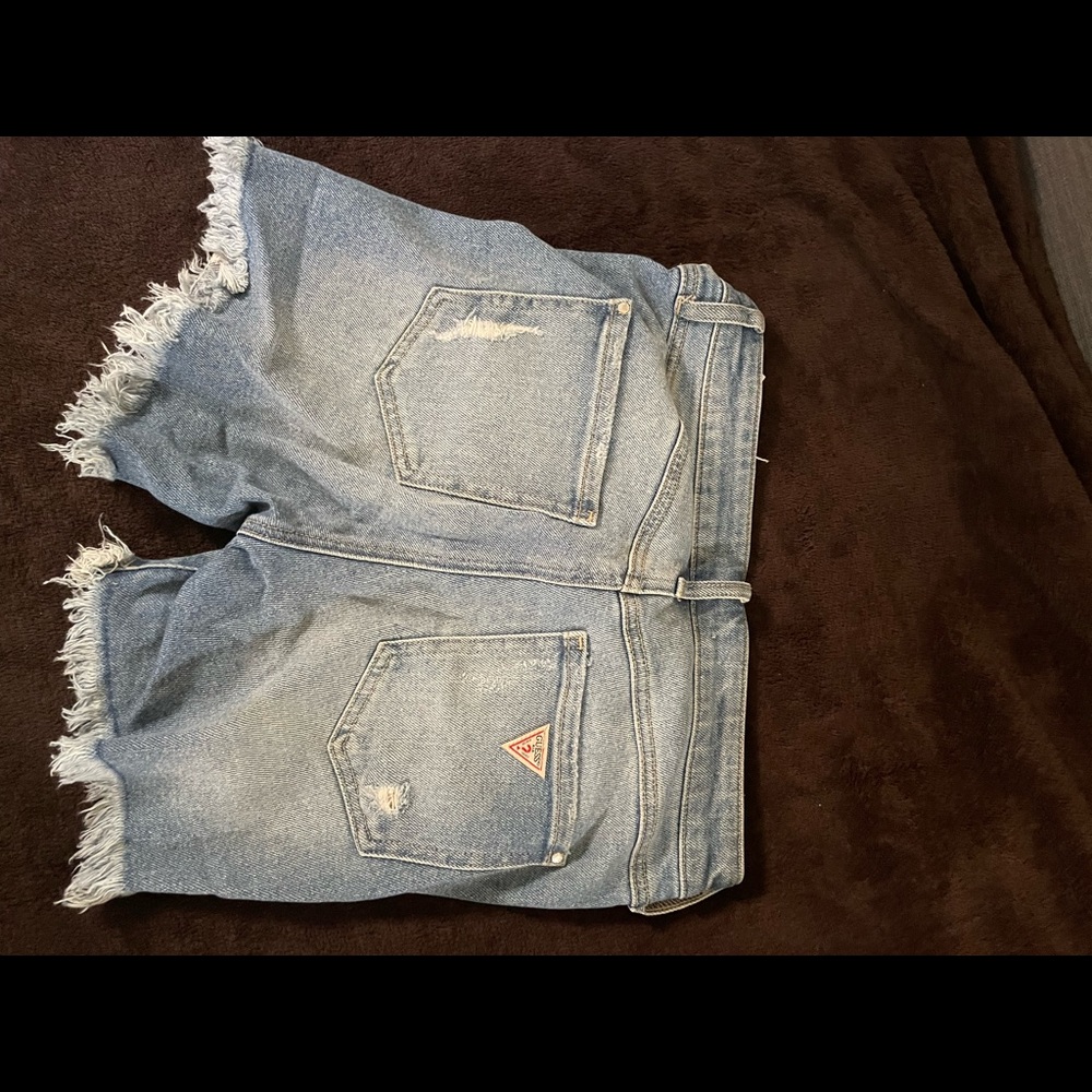 Guess - Picture 2 of 2